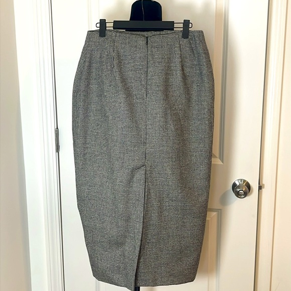 Mark Shale Black & White Lined 100% Worsted Wool Skirt Size 10 - Picture 2 of 4
